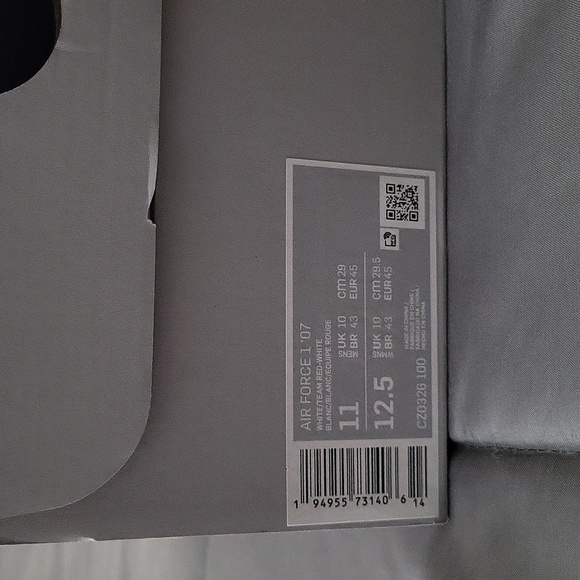 Nike Air Force 1 low top shoes - Picture 11 of 12